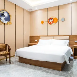 Me Hotel